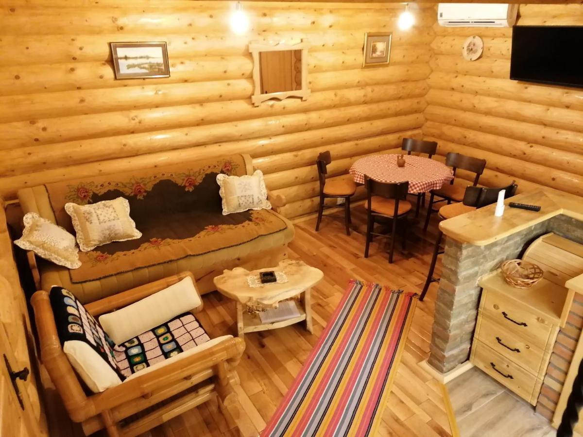 Apartmani Zuti Leptir Vrdnik Exterior foto