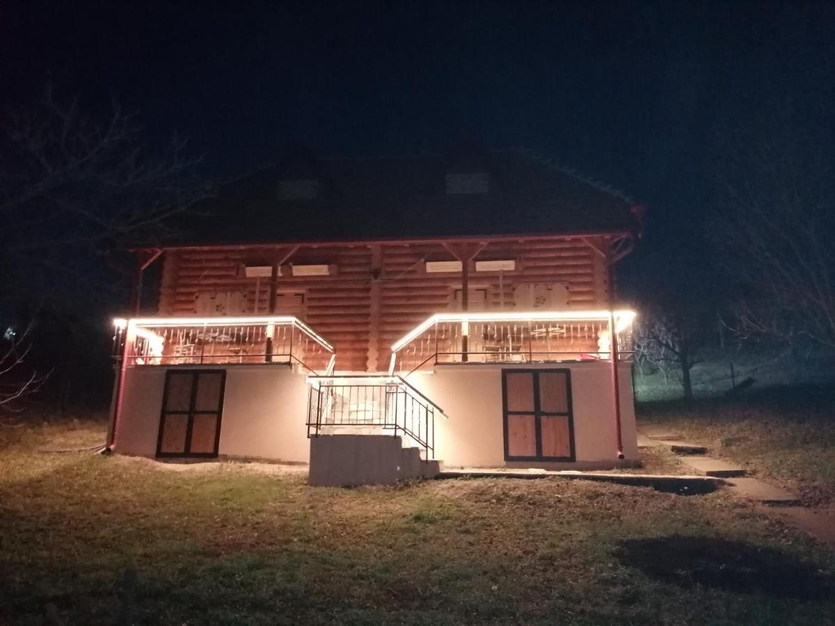 Apartmani Zuti Leptir Vrdnik Exterior foto